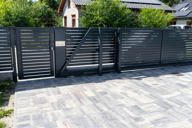 Best Driveway Pavers Near Me  in Roslyn Estates, NY